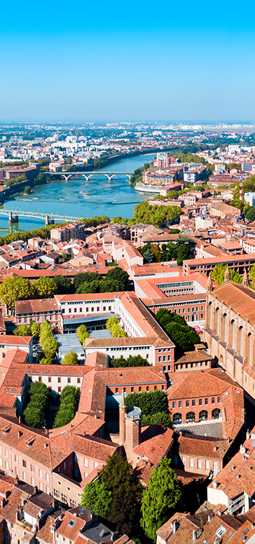 Picture yourself in Southwest France