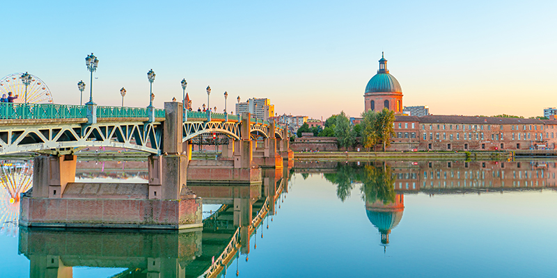 Picture yourself in Southwest France