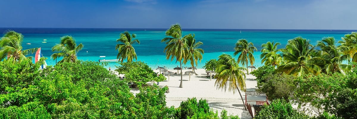 Voyagez avec Air Canada de Calgary vers Holguín (YYC - HOG) {price_modifier} à partir de **Flights.FromLowestPrice**