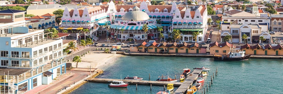 Réservez des vols avec Air Canada vers Oranjestad, Aruba (AUA)