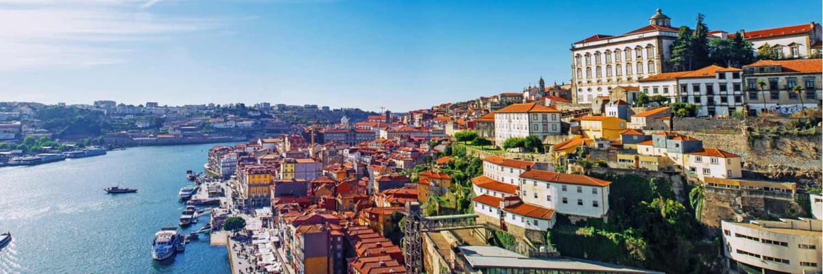 Voyagez avec Air Canada de Calgary vers Porto (YYC - OPO) {price_modifier} à partir de **Flights.FromLowestPrice**