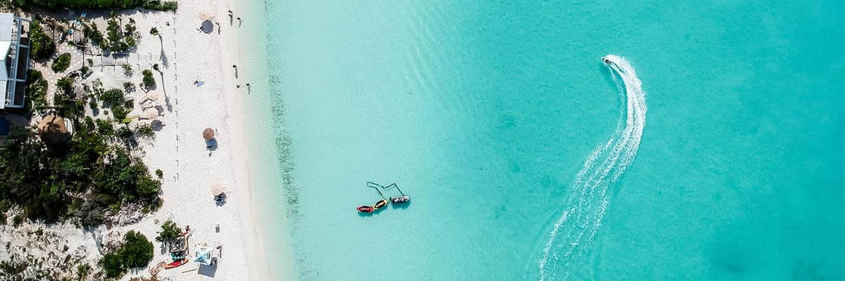 Voyagez avec Air Canada de Charlottetown vers Providenciales (YYG - PLS) {price_modifier} à partir de **Flights.FromLowestPrice**