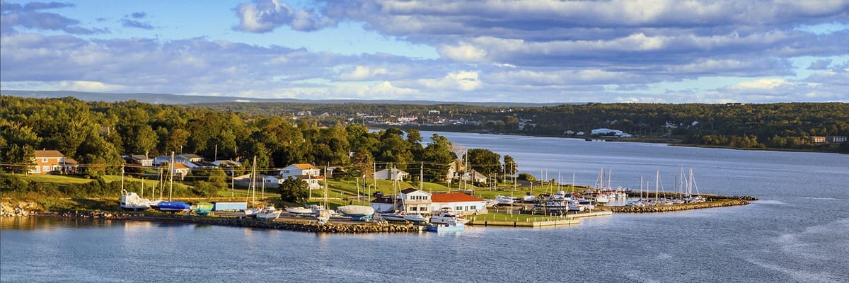 Voyagez avec Air Canada de Calgary vers Sydney, N.-É. (YYC - YQY) {price_modifier} à partir de **Flights.FromLowestPrice**